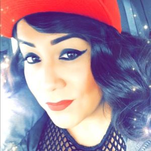 Meet your Posher, Jade